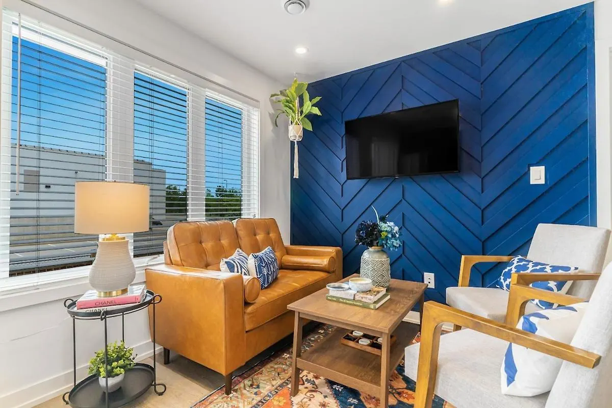 2 Bedroom At 17 Mins Walk To Falls,Patio,Bbq And Outdoor Space Niagara Falls Canadá